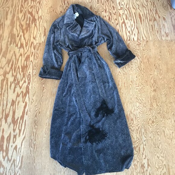 La SENZA Other - Velvet luxury ankle length housecoat/robe size medium